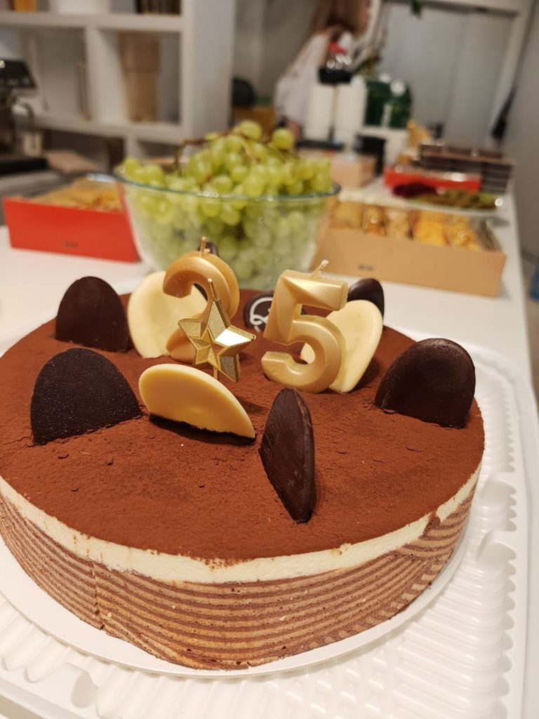 Торт к 25 летию Мастерфайбр